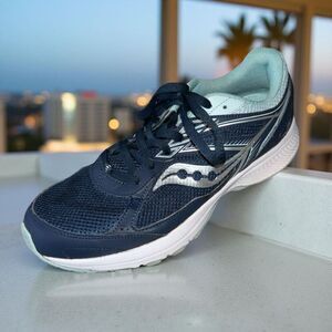 Women’s Saucony Cohesion 14 Blue Dutch Goat Running Sneakers Size 10